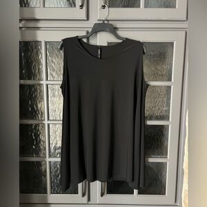 IC by Connie K Black Sleeveless Top